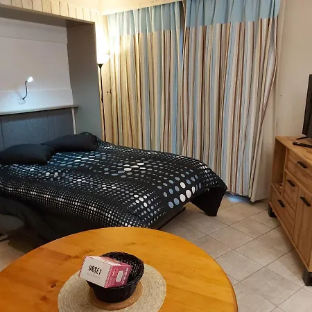 Apartment En Rez De Jardin Au Bord Du D'annecy