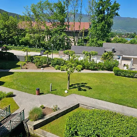 Cosy Avec Et Parking Prives Au Bord Du D'annecy Lejlighed