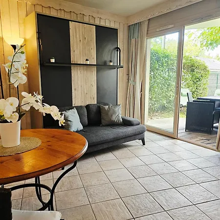 Lejlighed Cosy Avec Et Parking Prives Au Bord Du D'annecy Duingt